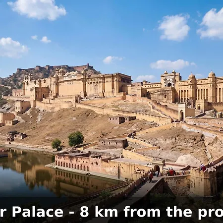 Super Townhouse Sikar Road Jaipur Formerly Hotel Aroma Inn-3