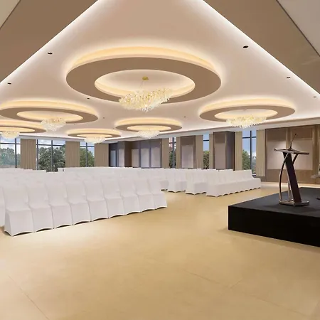 Mercure Lucknow Gomti Nagar-3