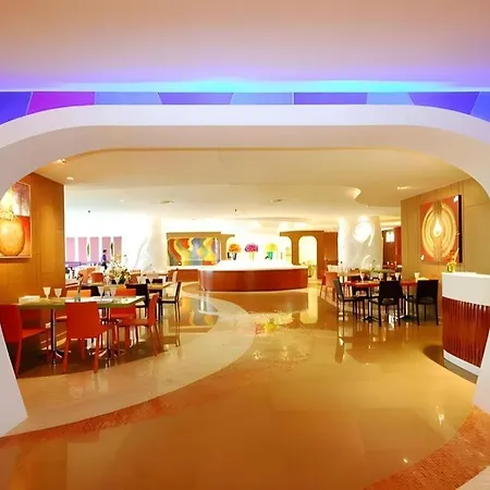 Hip Hotel Bangkok-3