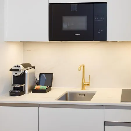 Rafael Kaiser - Signature Apartments City Centre-2