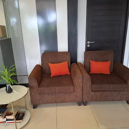 Crystal Suites Suvarnbhumi Airport-3