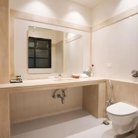 Leisure Inn Grand Chanakya-3