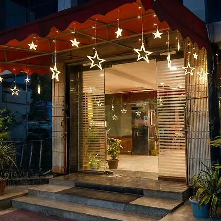 Collection O Vip Road Formerly Hotel Heritage-3