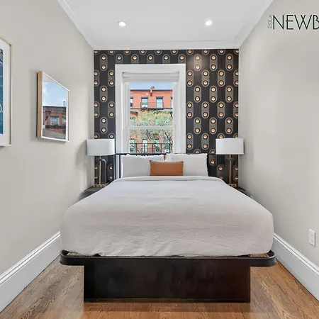 304 Newbury Street By Thatch-3