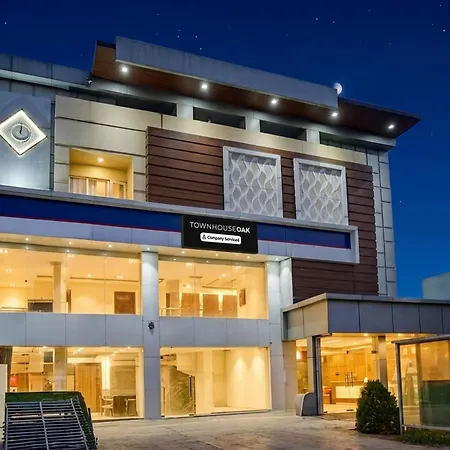 Townhouse Oak Silver City Chowk Formerly Hw Residency-2