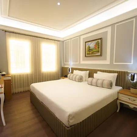 Theatrum Hotel Baku-3