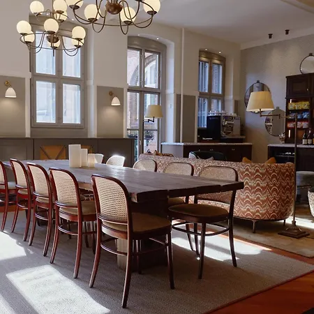 Henriks Hotel-2