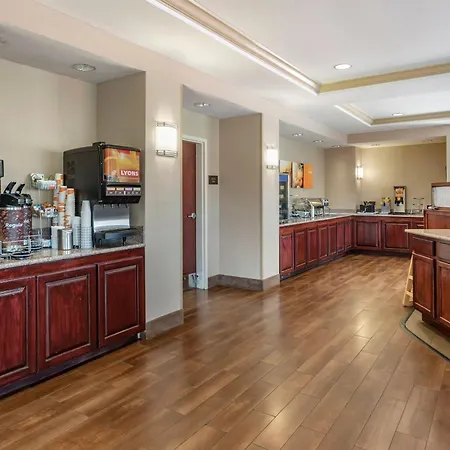 Comfort Suites Biloxi/Ocean Springs-2
