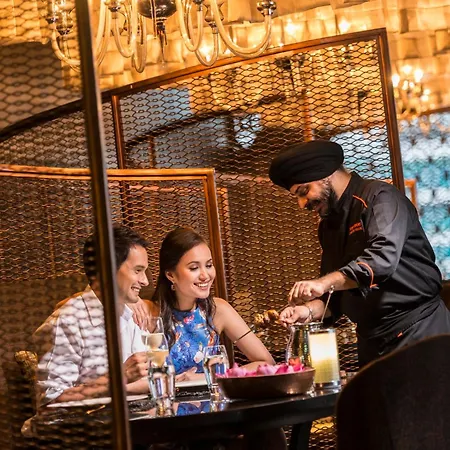 Holiday Inn Bangkok Sukhumvit By Ihg-2