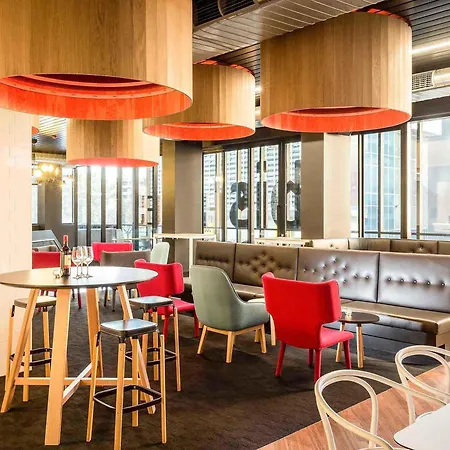 Ibis Adelaide-2