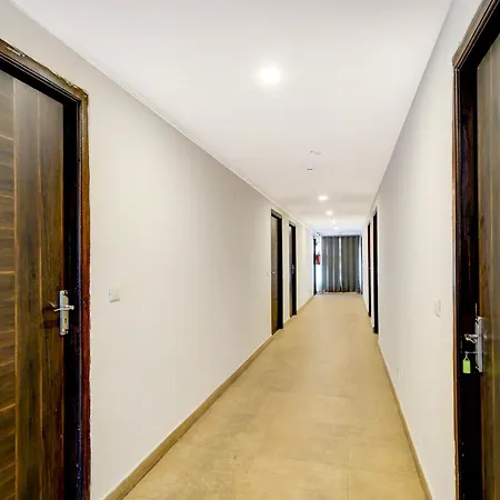 Super Townhouse Sr Nagar Metro Station Hyderabad-3