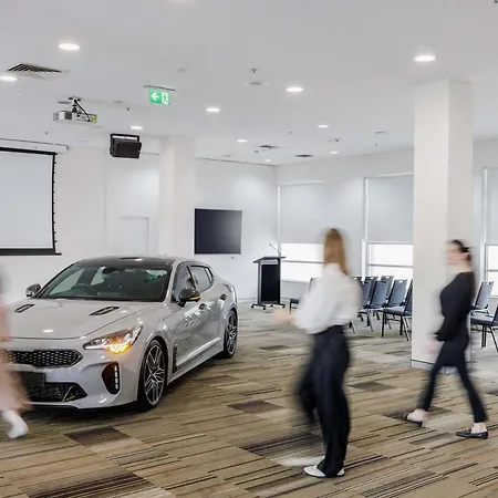 Novotel Sydney Olympic Park-2