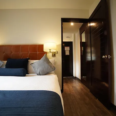 Flowsuites Polanco-3
