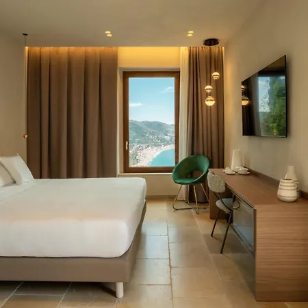 Villa Fiorita Boutique Hotel-3