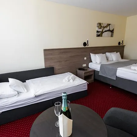 Hotel Mediterran Budapest-2