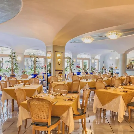 Aragona Palace Hotel & Spa-2