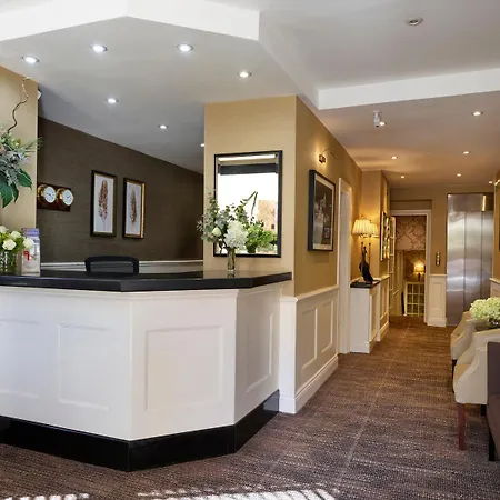 Collingham Serviced Apartments-2