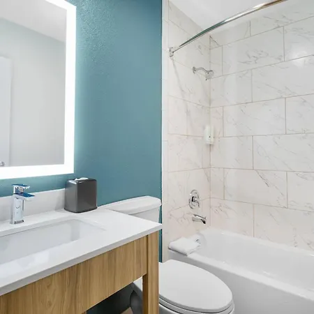 Quality Inn Knoxville West Cedar Bluff-3