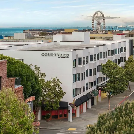 Courtyard By Marriott Fishermans Wharf-3