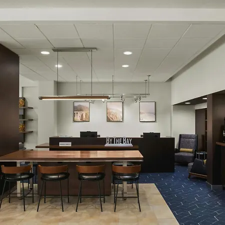 Courtyard By Marriott Fishermans Wharf-2