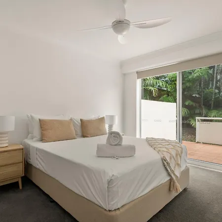 Kirra Palms Holiday Apartments-3
