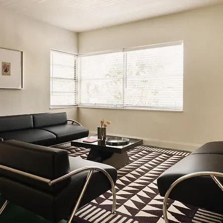 Perroquet Hotel-2