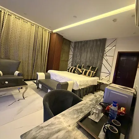 Hilton Suites Lahore-2