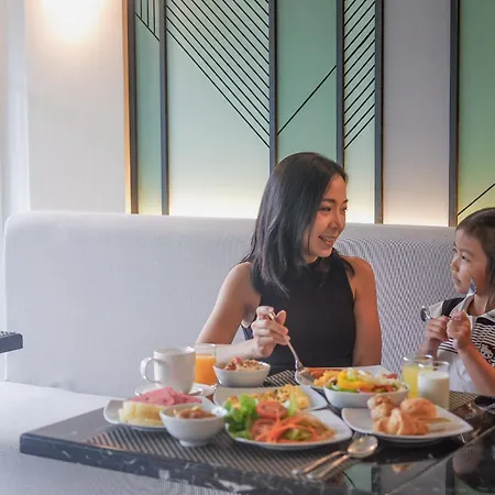Garner Hotel Pattaya Central By Ihg-3