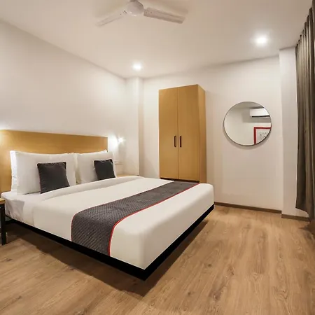 Super Townhouse 158 Near Netaji Subhash Marg Near Appu Ghar-3
