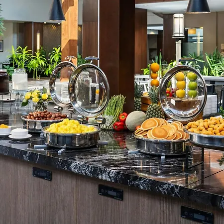 Delta Hotels By Marriott Calgary South-2