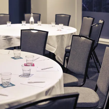 Mercure North Melbourne-3