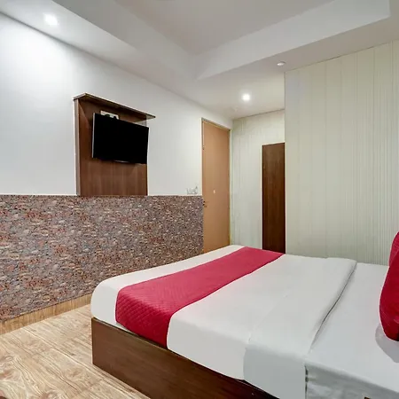 Hotel Smart Inn-Near Delhi Airport Free Airport Drop-3
