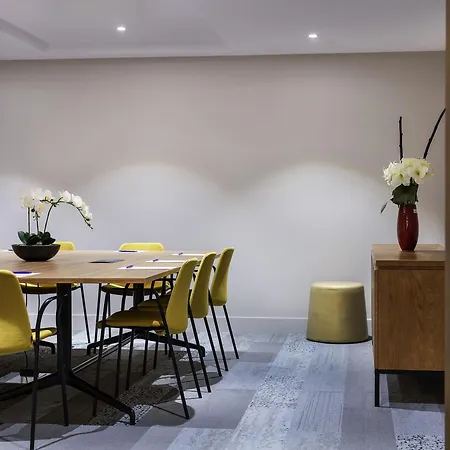 Mercure Auckland Queen Street-3