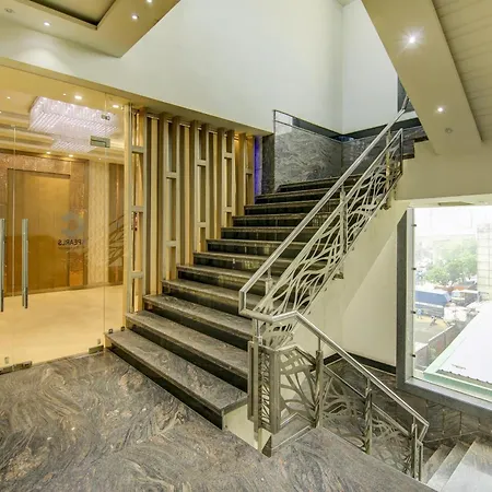 Super Townhouse Oak Hotel C Pearls-3