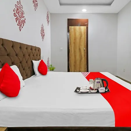 Hotel O Fox Guest House-2