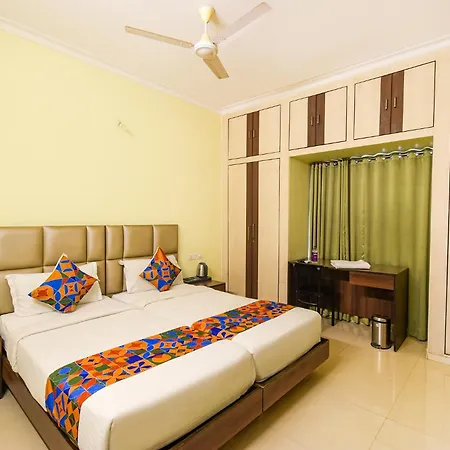 Fabhotel The Stem-2