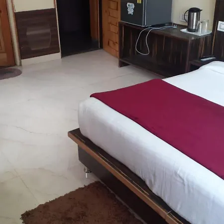 Ayushkama Cottage #Naddi Sunset Point#Free Parking#Cricket Stadium8 Km#Mcleodganj 2 Km- Bhagsunag 4 Km-3