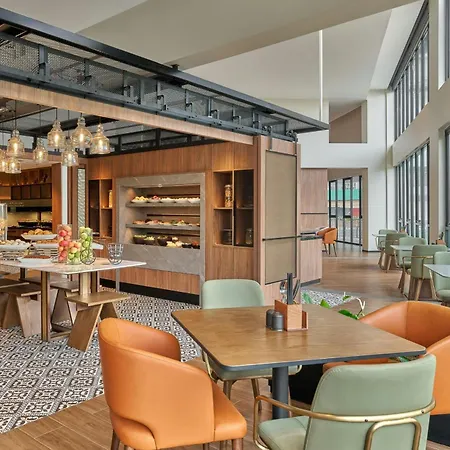 Four Points By Sheraton Johor Bahru-3
