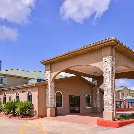 Quality Inn & Suites Beaumont-2