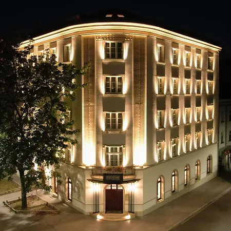The Crown Krakow Center - Handwritten Collection Accor-3