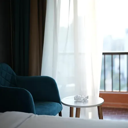 Mar Charbel Hotel Cairo-3