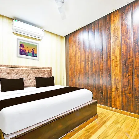 Hotel O By Oyo Lavish-3