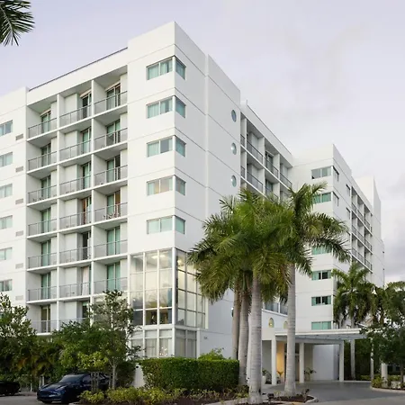 Maritime Hotel Fort Lauderdale Airport & Cruiseport-3
