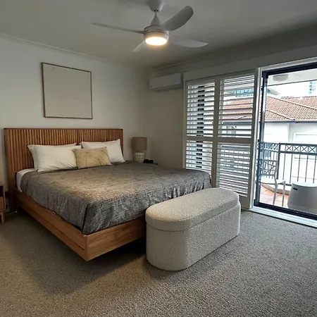 Bella Mare Coolangatta Beachside Apartments-2