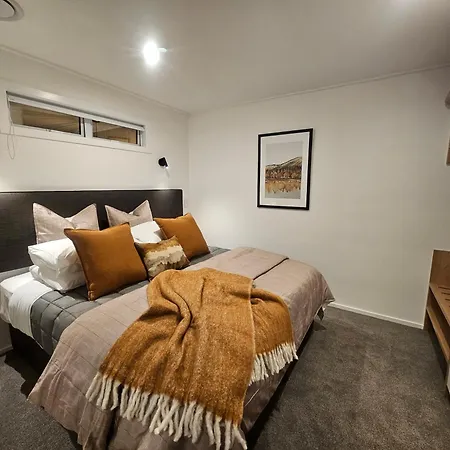 St James Apartments-2