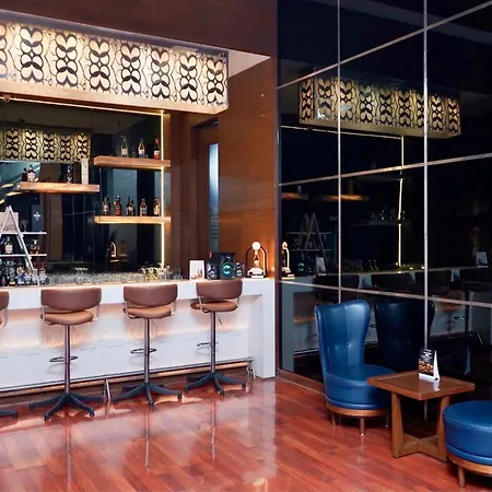 Golden Tulip Lucknow-2