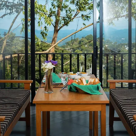 Serenique Resort Kandy-3