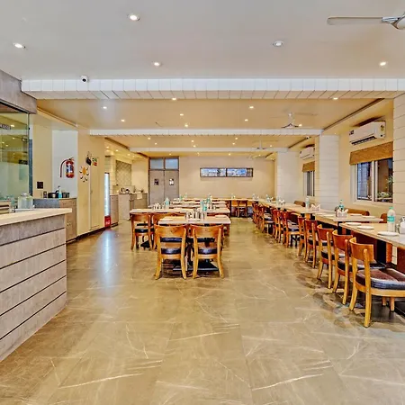 Super Townhouse Oak Clove Boutique Hotel Rajaji Nagar Near Lulu Mall Bengaluru-2