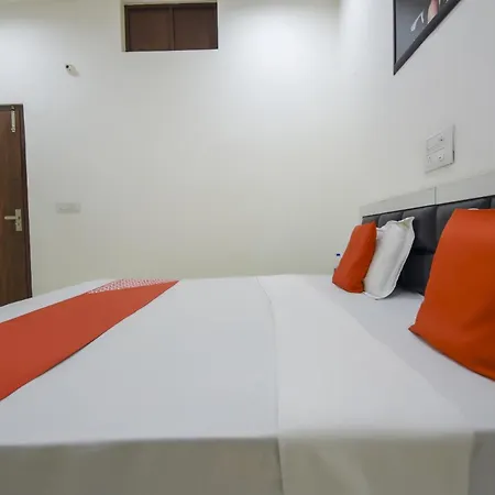 Hotel O 71214 Hotel Welcome Inn-3