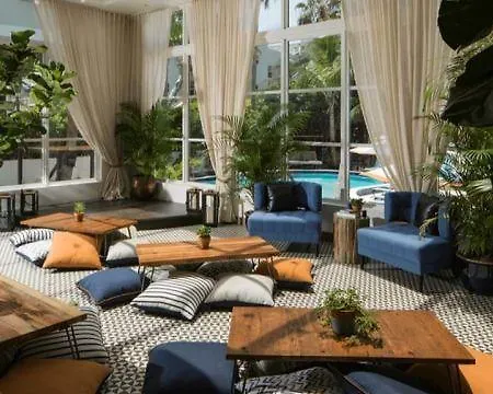 Hotel Rendale Miami Beach-2